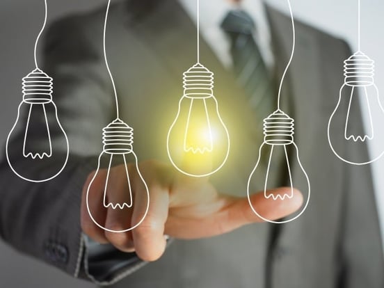 KPI・KGIとは？わかりやすい事例と注目の「OKR」との違いも解説！