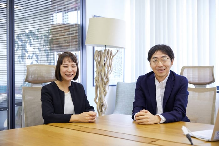 吉田行宏さん 株式会社アイランドクレア 代表取締役社長／組織づくりベース編集長 大島亜衣里